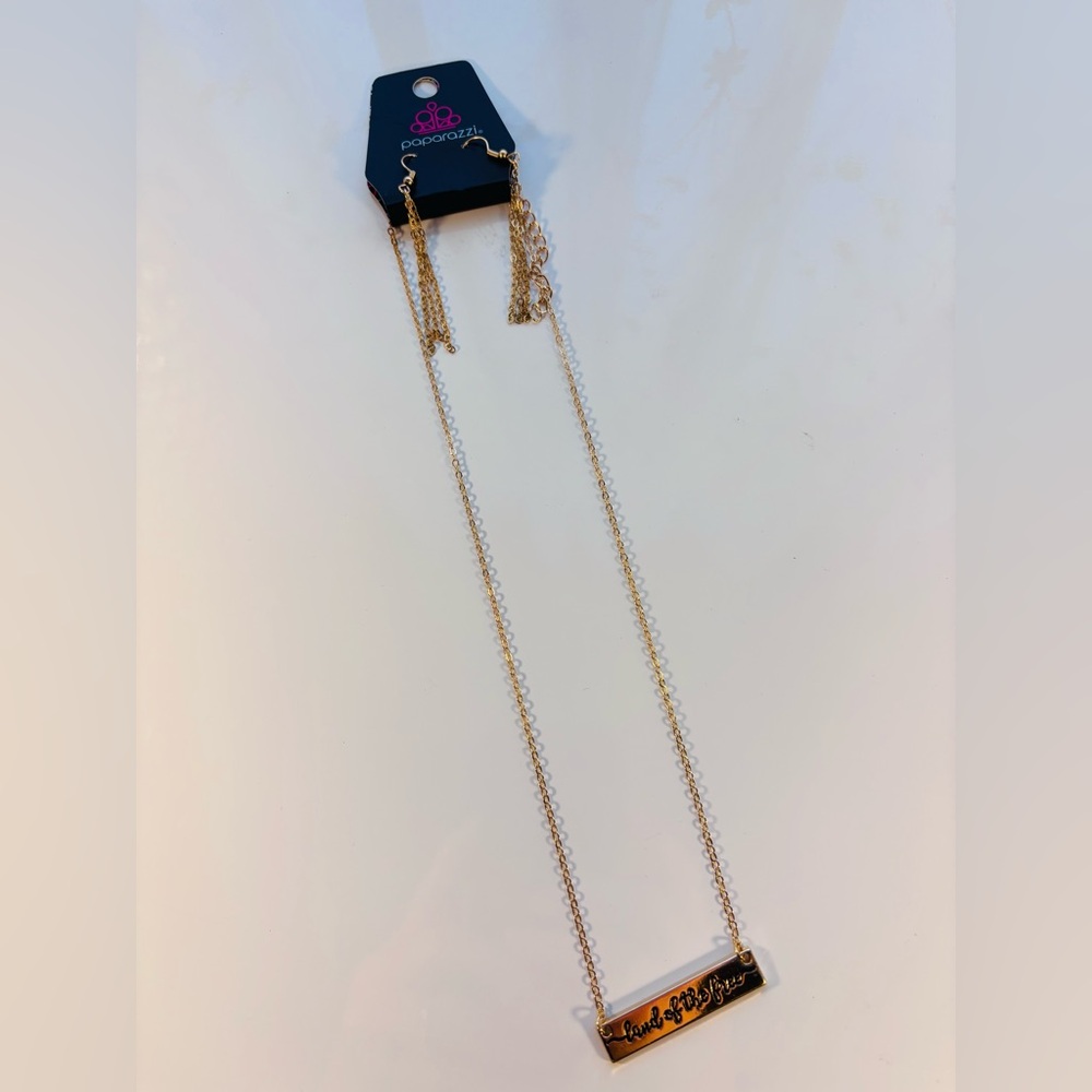 Paparazzi Gold Bar Necklace Reads Land of the Free
